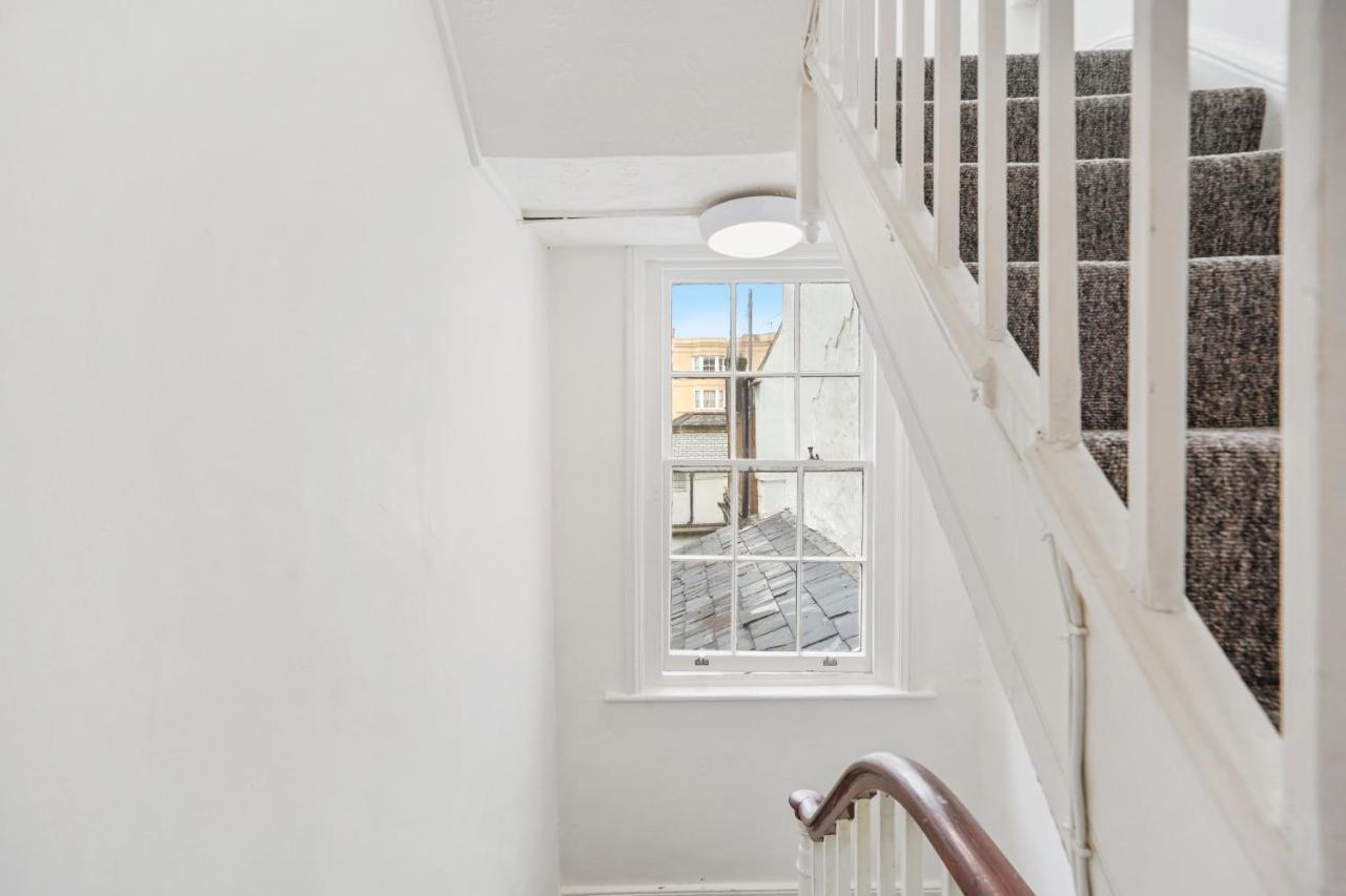 Modern One Bedroom Apartments In Brighton Exterior photo